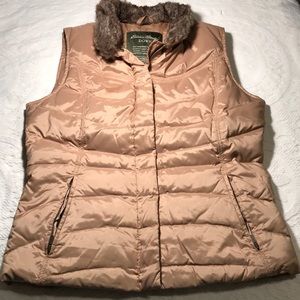 Women’s Eddie Bauer down vest size S